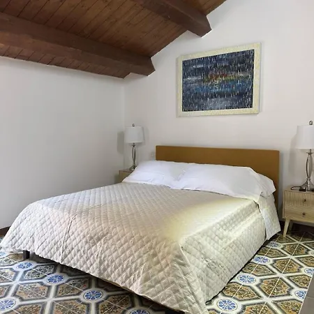 Sagarese Sleep&dreams Bed & Breakfast 3*